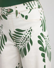 Chico's Outlet Ecru Palm-Frond-Motif Pull-On Wide-Leg Cropped Jeans