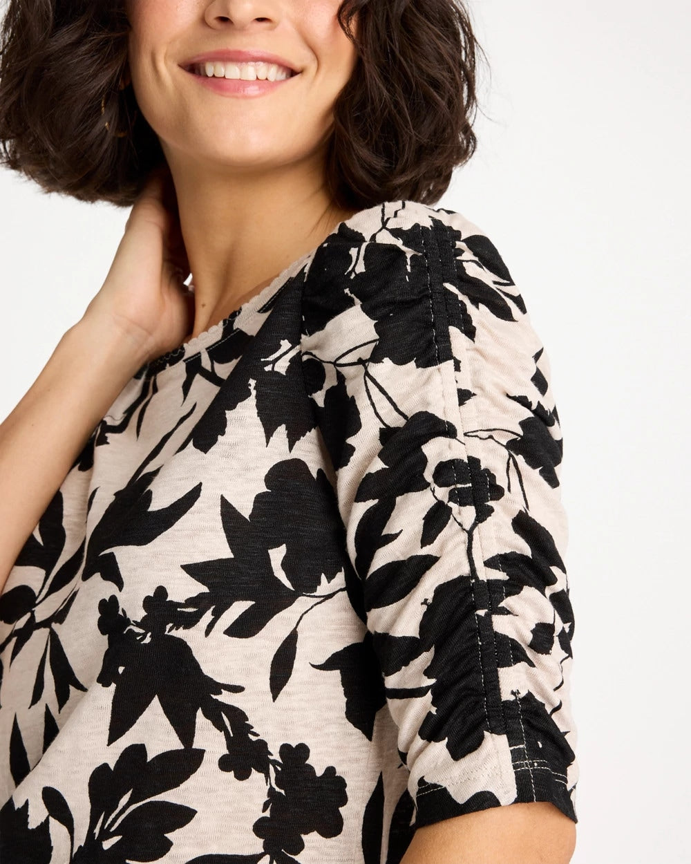 Chico's Sale Black Flora Linen Ruched Sleeve Tee