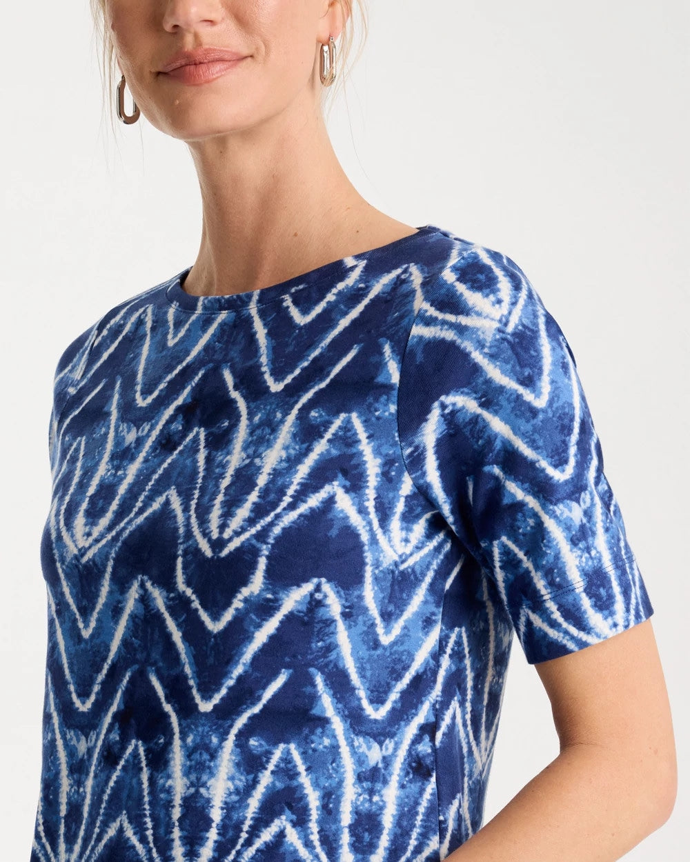 Chico's Online Passport Blue Tie Dye Chevron Pima Elbow Sleeve Tee