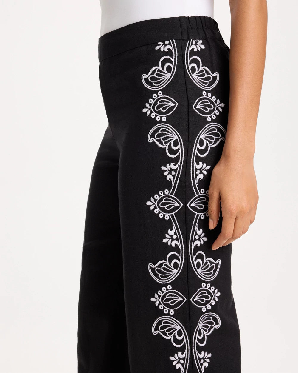 Chico's For Sale Black Embroidered Pull-On Wide-Leg Linen Pants
