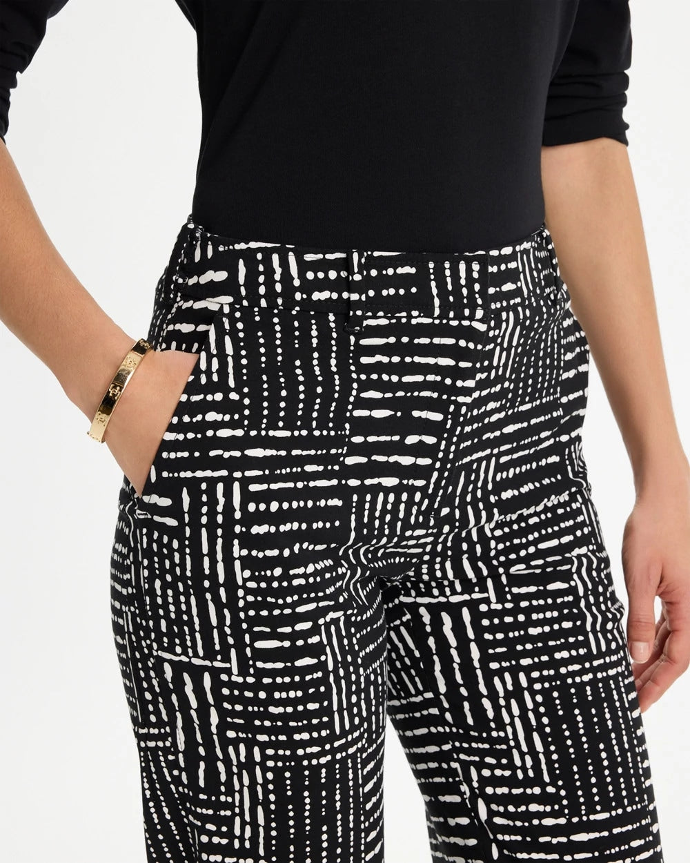 Chico's On Sale Black Emme Fly Front Straight Printed Crop Pants
