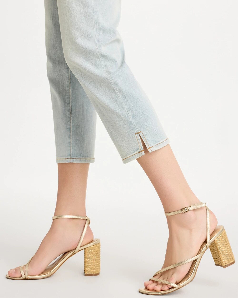 Chico's For Sale Beachcomber Indigo Girlfriend Slim Capri Jeans