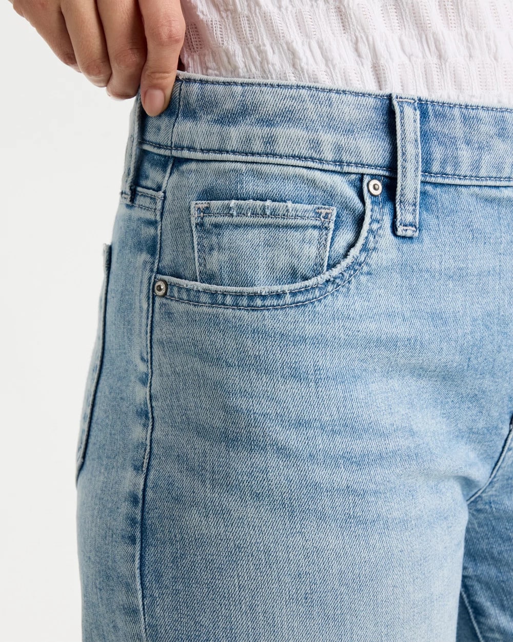 Chico's For Sale Bahama Indigo Relaxed Boyfriend Rolled Hem Jean