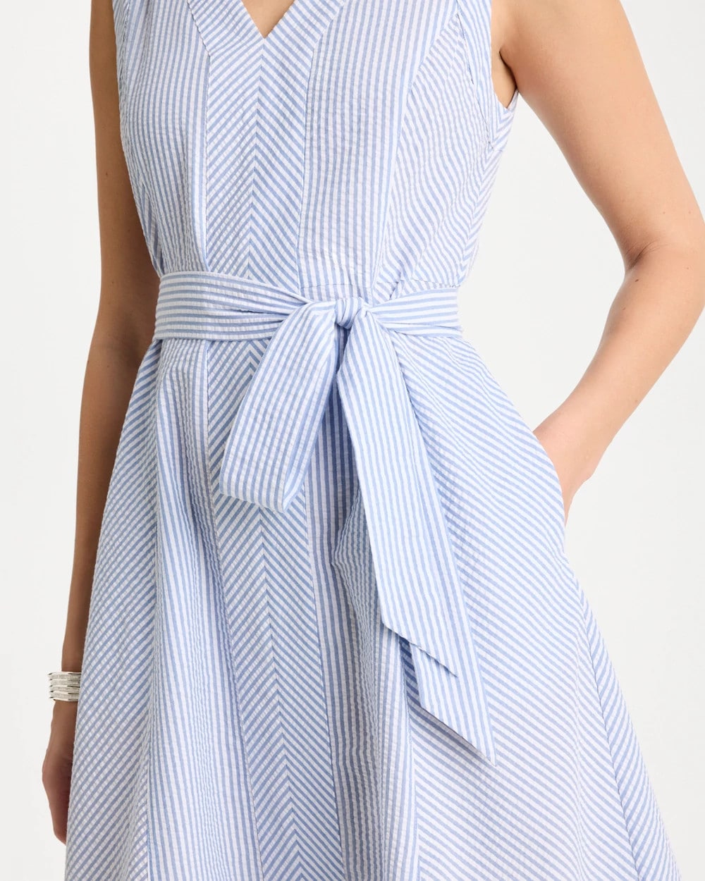 Chico's Discount Light Blue Seersucker V-Neck Sleeveless Dress
