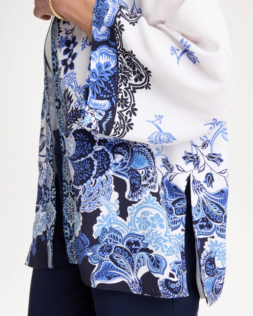 Chico's Outlet Alabaster Woven Faux Silk Printed Kimono
