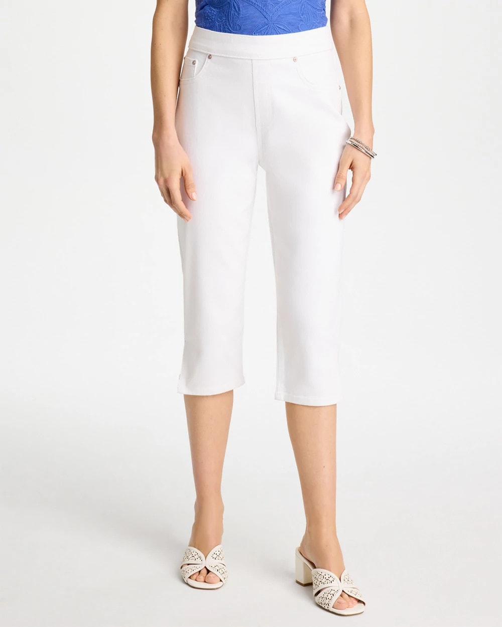 Chico's Outlet Alabaster Pull-On Capri Jeans