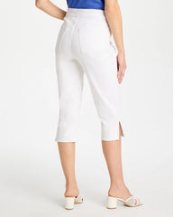 Chico's Outlet Alabaster Pull-On Capri Jeans