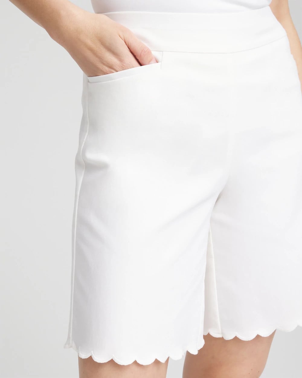 Chico's Online Alabaster Brigitte™ Pull-On Scallop-Hem Shorts