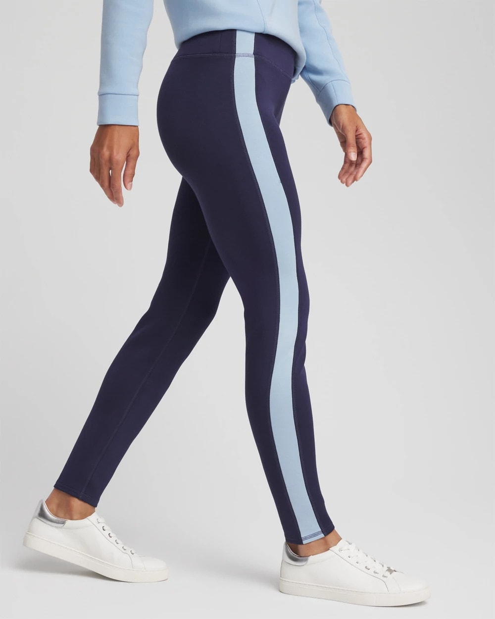 Chico's Outlet Passport Blue Zenergy® Soft Topaz Contrast Leggings