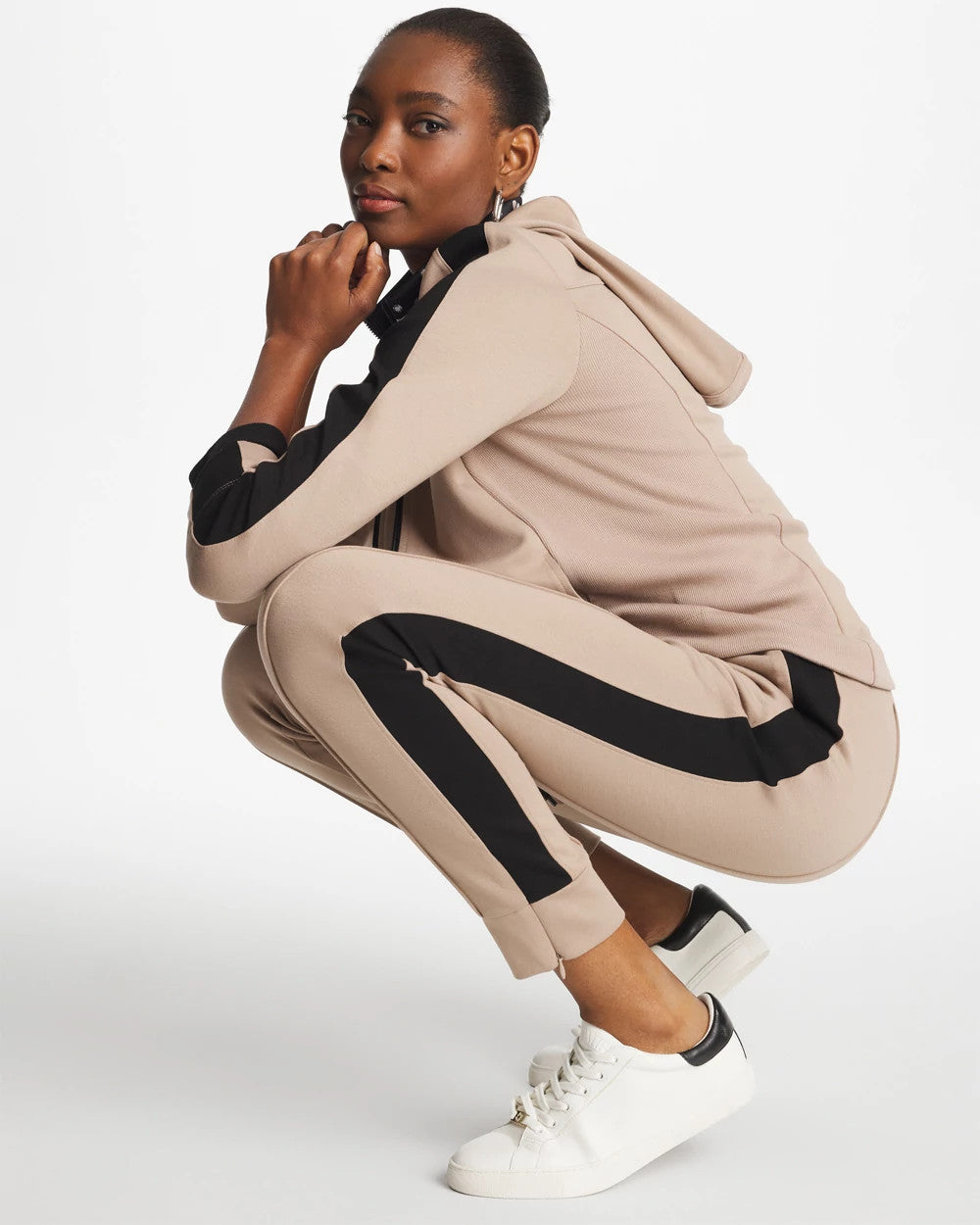 Chico's On Sale Studio Taupe Zenergy® Double-Knit Contrast Ankle Pants