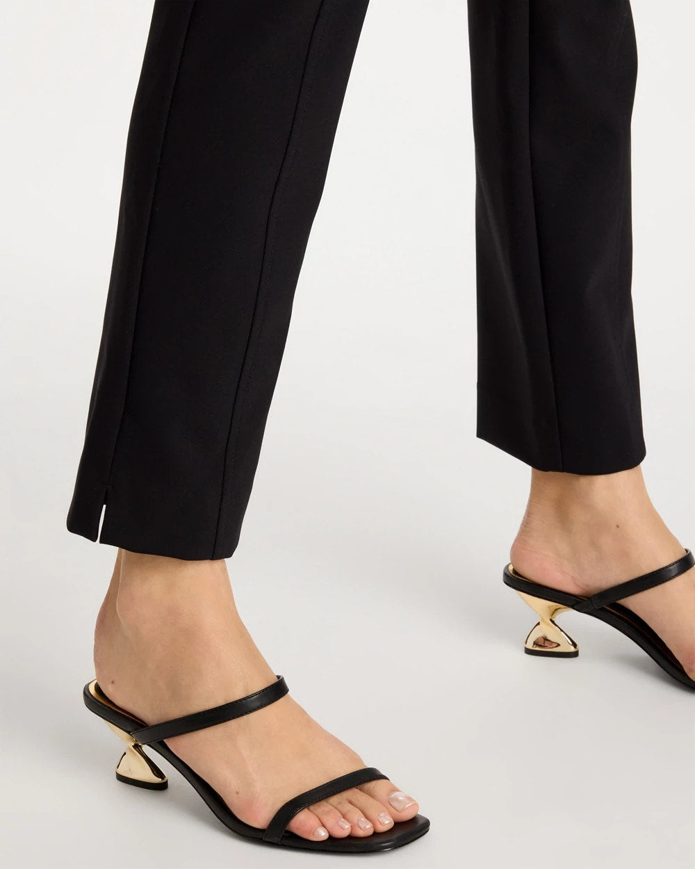 Chico's Outlet Black Juliet Bi-Stretch Slim Ankle Pants