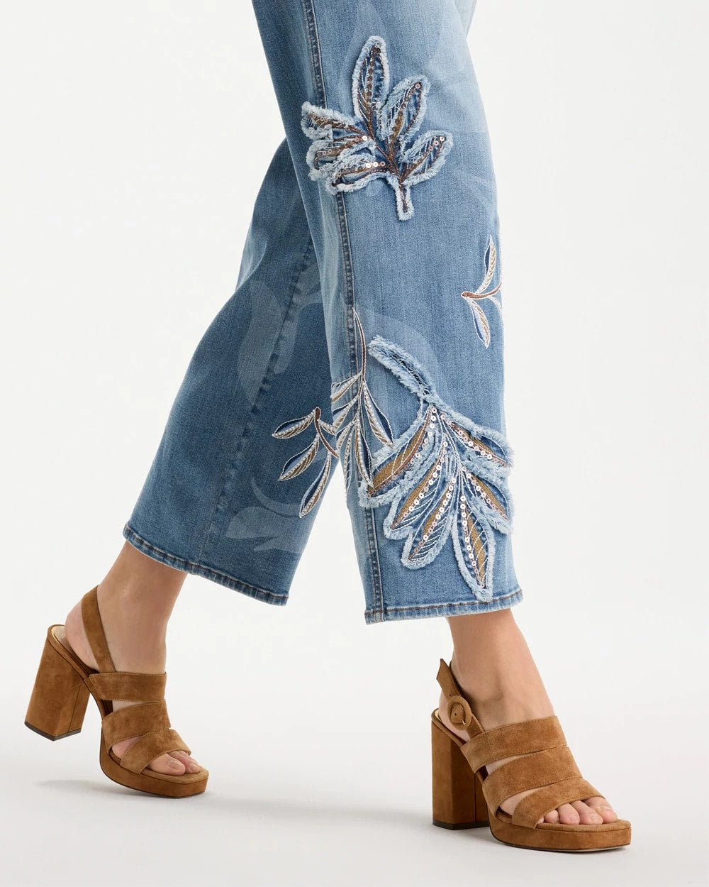 Chico's Sale Pashmina Indigo Tropical Embroidery Pull-On Wide Crop Jean