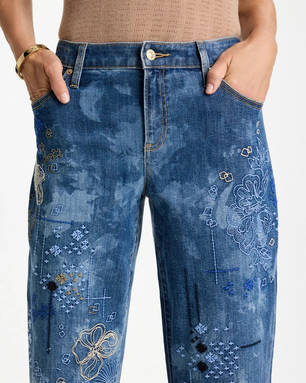 Chico's For Sale Daphne Indigo Relaxed Embroidered Boyfriend Jean