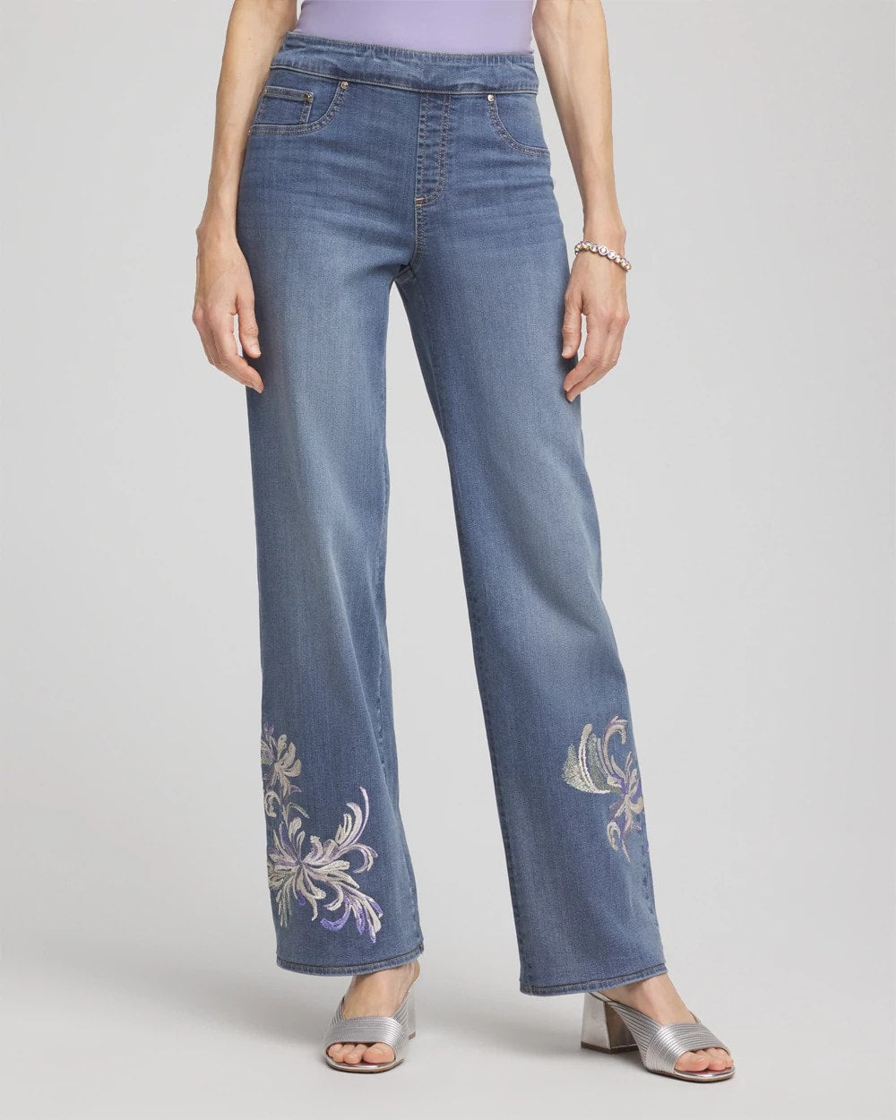 Chico's For Sale Soraya Indigo Embroidered Pull-On Wide-Leg Jeans