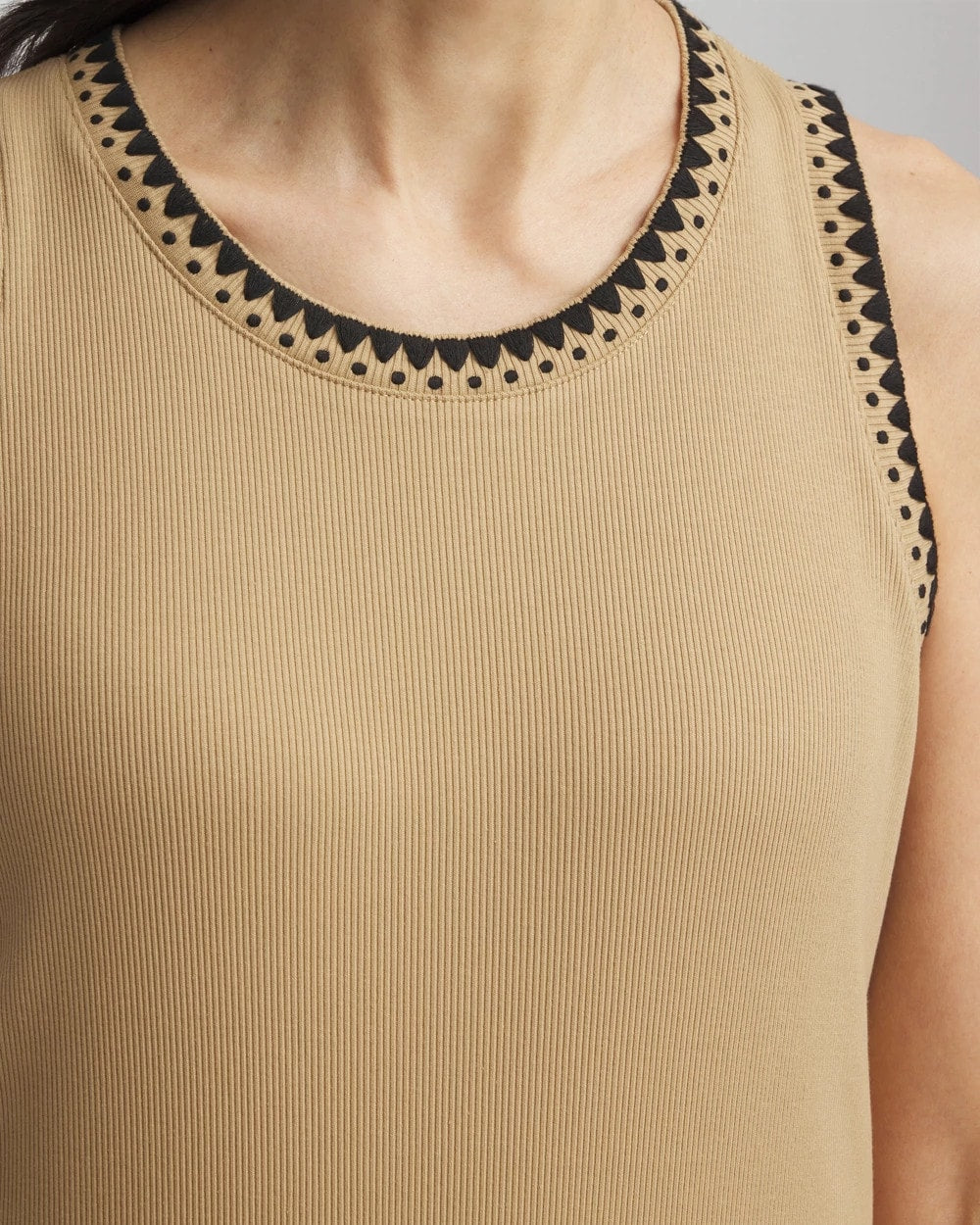 Chico's Online Cafe Aroma Contrast-Trim Ribbed Cotton Tank Top