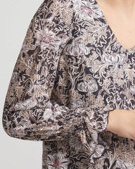 Chico's Online Graphite Gray Bloom Crinkle Bodre Top