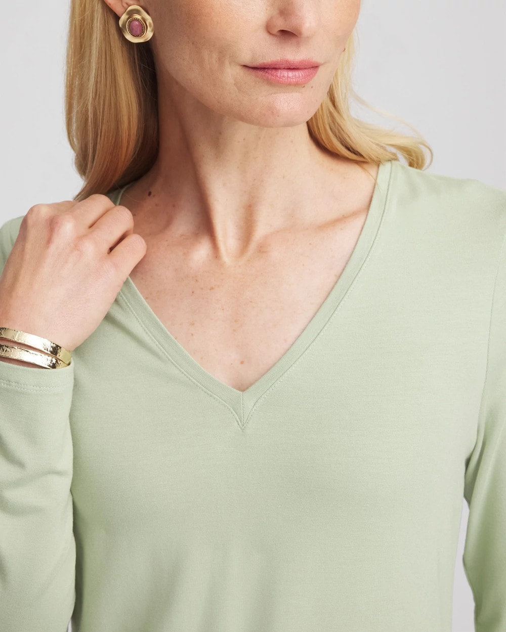 Chico's Online Sage Meadow Touch of Cool™ V-Neck Layering Tee