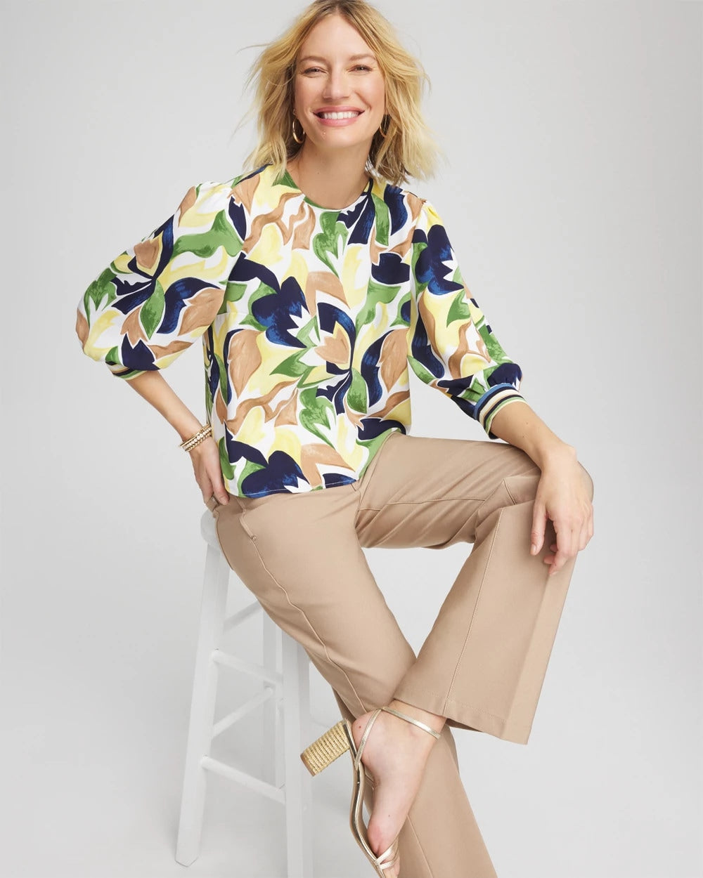 Chico's Discount Panna Cotta Mod Blooms Matte Satin Pullover