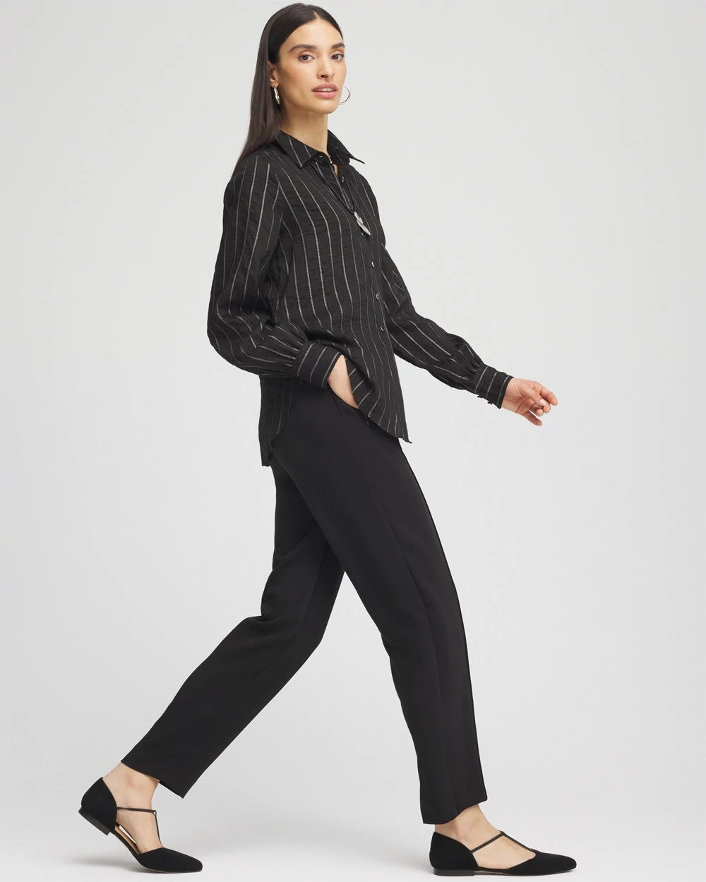 Chico's Discount Black Crepe Side-Zip Tapered Ankle Pants