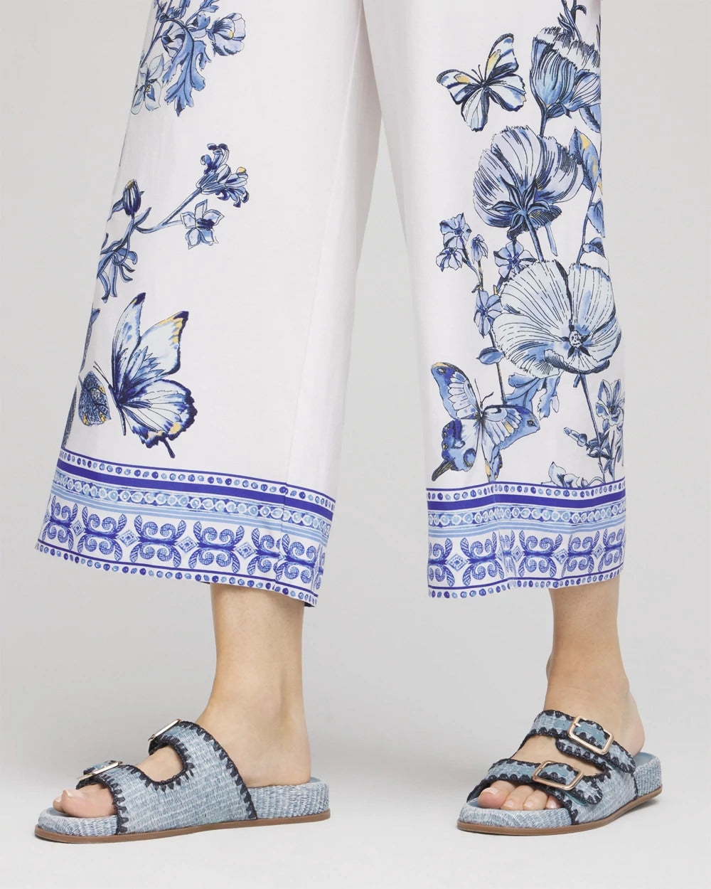 Chico's On Sale Alabaster Butterfly Pull-On Linen Cropped Pants